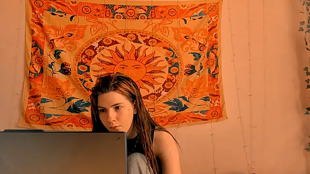 AliceCUNTach online show from April 2026 05:03:02 AM