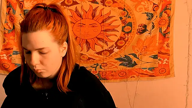 Snapshot of AliceCUNTach chatting on June 2026 06:07:01 AM AliceCUNTach online show from June 2026 06:07:01 AM