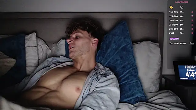 DominantAlex18 online show from February 2026 04:41:01 AM