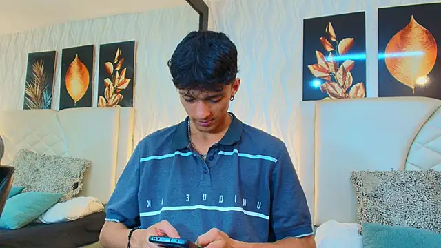 Lean Portman online show from September 2025 08:52:01 PM