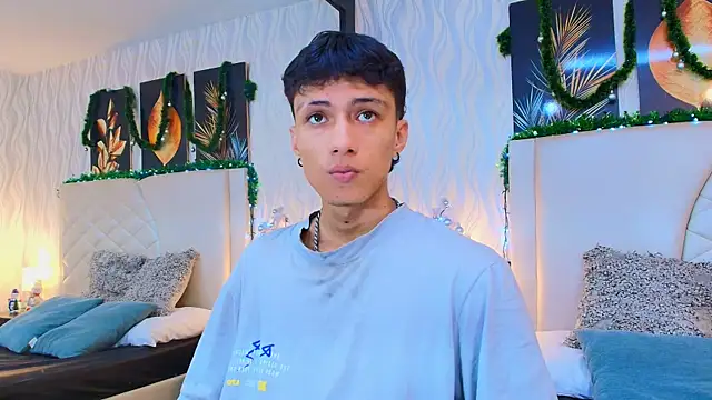 Snapshot of Lean_Portman chatting on December 2025 09:44:02 PM Lean Portman online show from December 2025 09:44:02 PM