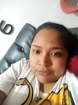 Snapshot of Angelly_ricura chatting on November 2025 04:55:01 PM Angelly ricura online show from November 2025 04:55:01 PM