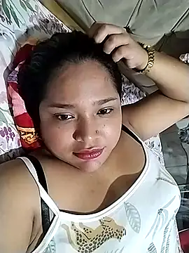 Snapshot of Angelly_ricura chatting on December 2025 01:27:01 PM Angelly ricura online show from December 2025 01:27:01 PM