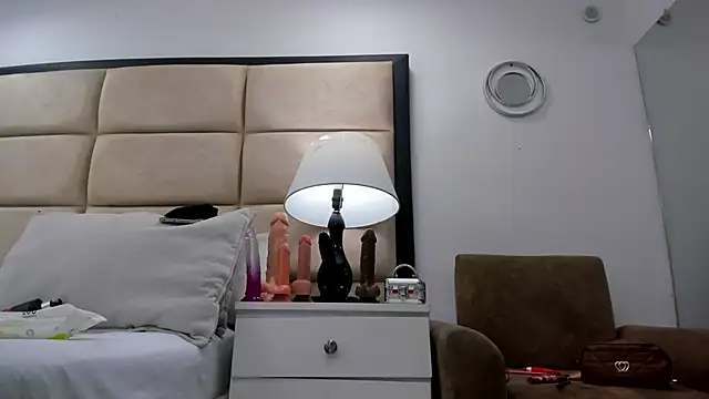 Sweet Lucianaa online show from November 2025 08:11:02 PM