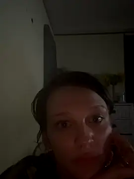 Snapshot of Crooked_Angel chatting on November 2025 10:47:02 AM Crooked Angel online show from November 2025 10:47:02 AM