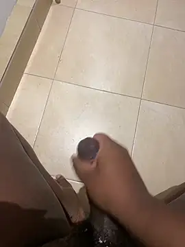 Snapshot of Coquin_R97 chatting on November 2025 12:48:02 PM Coquin R97 online show from November 2025 12:48:02 PM