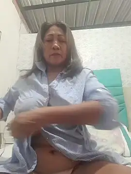 Snapshot of LizaMintelli chatting on May 2026 03:08:02 PM LizaMintelli online show from May 2026 03:08:02 PM