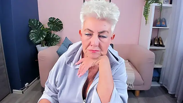 HotandMature online show from September 2025 08:08:01 AM