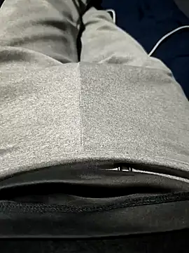 Aaia93 online show from November 2025 05:51:01 AM