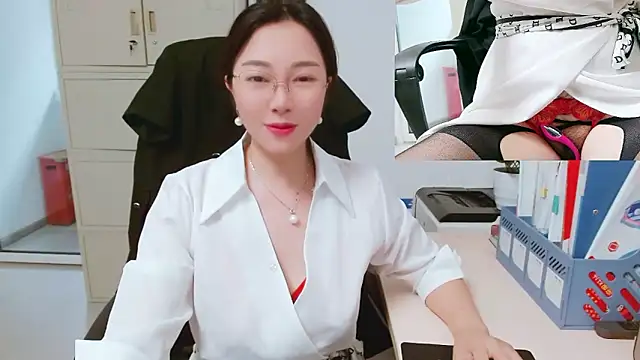 OL-Lily online show from October 2025 02:31:02 AM