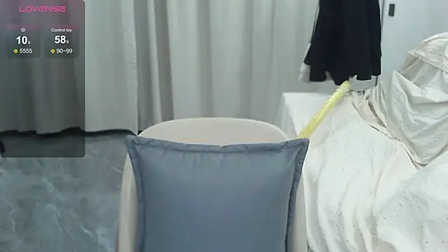 Snapshot of -caicai chatting on June 2026 12:07:02 PM -caicai online show from June 2026 12:07:02 PM