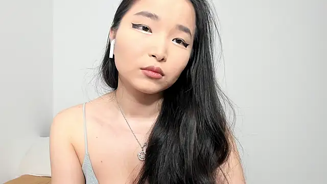 Snapshot of Soyun_Mia chatting on May 2026 01:18:02 PM Soyun Mia online show from May 2026 01:18:02 PM