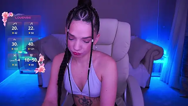 Snapshot of MirielleNymph chatting on November 2025 06:49:02 AM MirielleNymph online show from November 2025 06:49:02 AM