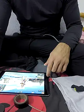 Snapshot of yazinyazin1 chatting on November 2025 07:46:02 PM yazinyazin1 online show from November 2025 07:46:02 PM