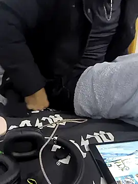 Snapshot of yazinyazin1 chatting on December 2025 01:16:02 PM yazinyazin1 online show from December 2025 01:16:02 PM