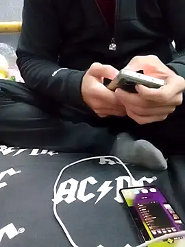 yazinyazin1 online show from December 2025 05:42:02 PM