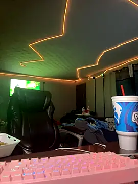 Snapshot of dismissedrose chatting on November 2025 10:18:01 AM dismissedrose online show from November 2025 10:18:01 AM