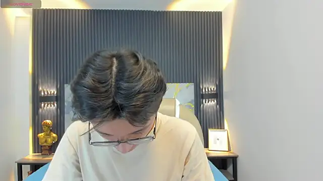 Snapshot of SantiagoRusso18 chatting on October 2025 02:31:01 PM SantiagoRusso18 online show from October 2025 02:31:01 PM