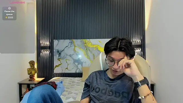 Snapshot of SantiagoRusso18 chatting on December 2025 02:50:02 AM SantiagoRusso18 online show from December 2025 02:50:02 AM