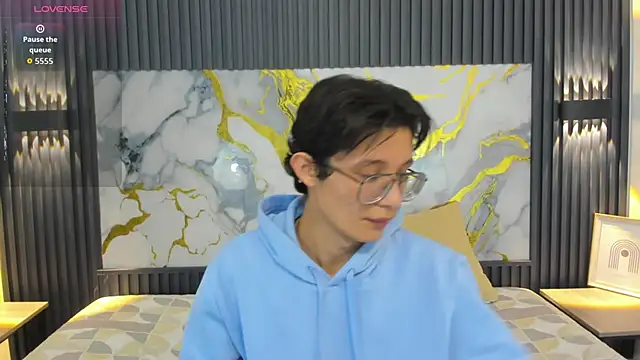 Snapshot of SantiagoRusso18 chatting on December 2025 03:04:01 AM SantiagoRusso18 online show from December 2025 03:04:01 AM