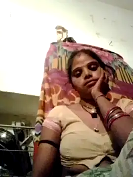 Snapshot of Janki_tyagi chatting on September 2025 11:37:01 PM Janki tyagi online show from September 2025 11:37:01 PM