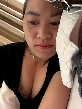 Snapshot of tuyetnhi-00 chatting on November 2025 12:55:01 AM tuyetnhi-00 online show from November 2025 12:55:01 AM