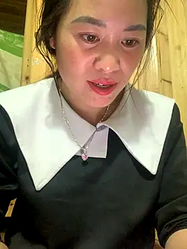 Snapshot of tuyetnhi-00 chatting on November 2025 10:14:02 AM tuyetnhi-00 online show from November 2025 10:14:02 AM