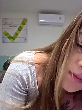 Luna Lynn online show from May 2026 08:14:02 PM