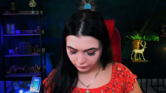 NaomiWilsons online show from December 2025 12:43:01 PM