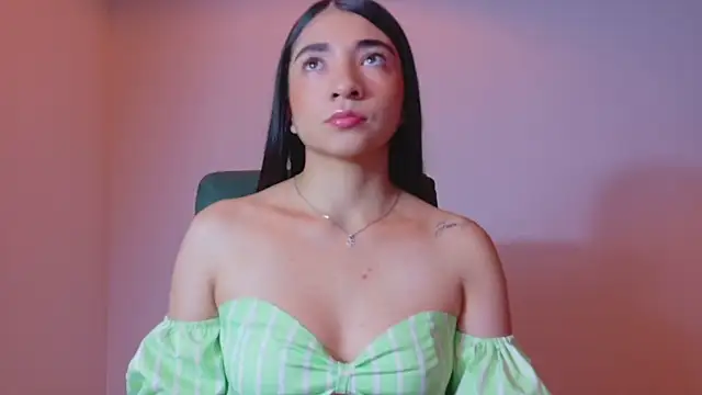 Aurora jones11 online show from November 2025 04:01:02 AM