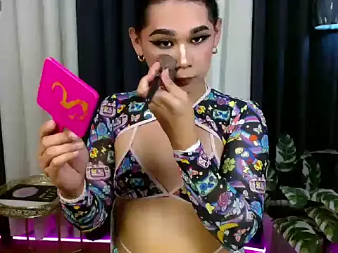 Snapshot of Kiethmadison_Miller chatting on September 2025 01:57:02 PM Kiethmadison Miller online show from September 2025 01:57:02 PM