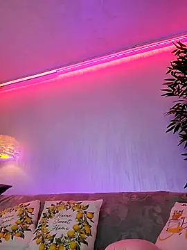 Snapshot of RileyNox chatting on September 2025 07:30:02 PM RileyNox online show from September 2025 07:30:02 PM