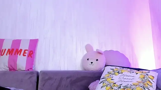 Snapshot of RileyNox chatting on November 2025 09:24:02 PM RileyNox online show from November 2025 09:24:02 PM