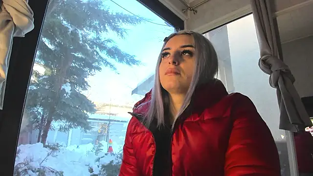 Ella Vee online show from February 2026 06:53:01 AM