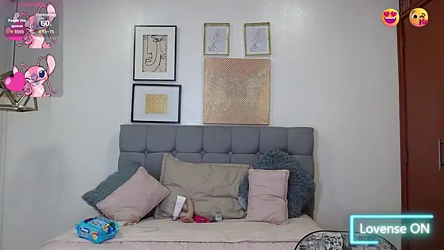  naomi s online show from January 2026 02:54:02 PM