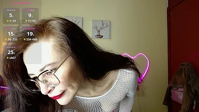  naomi s online show from July 2026 01:25:01 PM