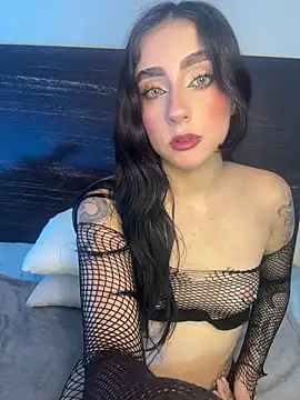 Snapshot of sharlot24 chatting on May 2026 03:03:02 AM sharlot24 online show from May 2026 03:03:02 AM