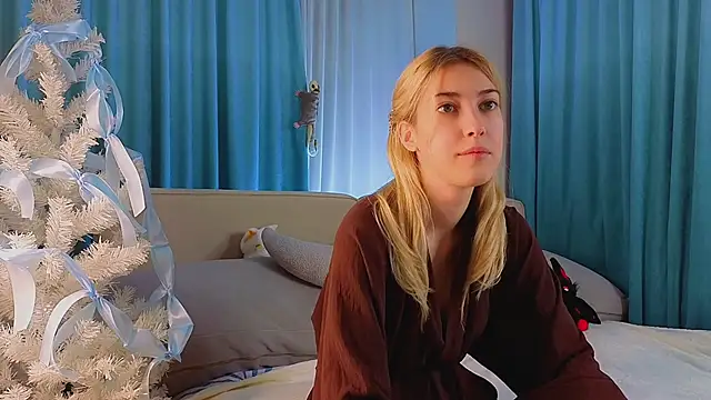 AngelicRice online show from December 2025 11:17:01 AM