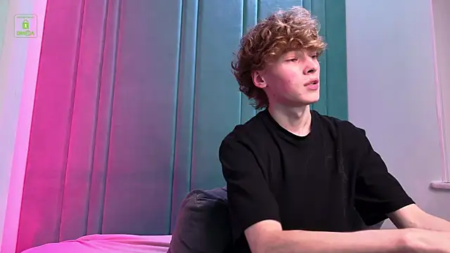 Snapshot of Kevin_Garsia chatting on September 2025 08:42:02 PM Kevin Garsia online show from September 2025 08:42:02 PM