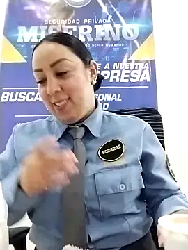 Snapshot of CRISTAL__11 chatting on November 2025 11:32:02 AM CRISTAL 11 online show from November 2025 11:32:02 AM