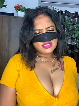 Snapshot of V-Hot-Sweti chatting on October 2025 02:46:02 PM V-Hot-Sweti online show from October 2025 02:46:02 PM