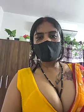 Snapshot of V-Hot-Sweti chatting on October 2025 06:11:02 AM V-Hot-Sweti online show from October 2025 06:11:02 AM