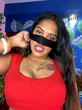 Snapshot of V-Hot-Sweti chatting on November 2025 05:14:01 PM V-Hot-Sweti online show from November 2025 05:14:01 PM