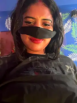 Snapshot of V-Hot-Sweti chatting on November 2025 05:19:02 AM V-Hot-Sweti online show from November 2025 05:19:02 AM