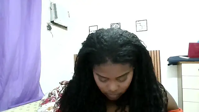 LunaSthena online show from January 2026 12:36:01 AM