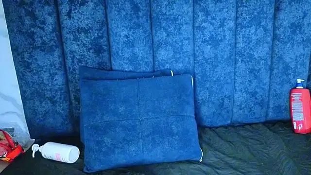 yunkeyc online show from February 2026 07:21:02 AM