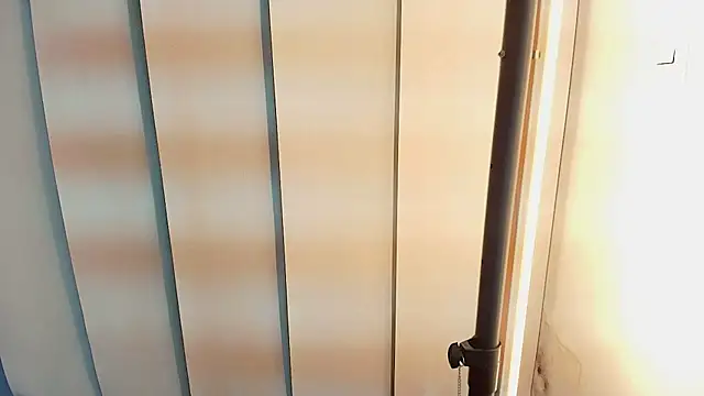 alaska  williams   online show from November 2025 10:45:02 PM