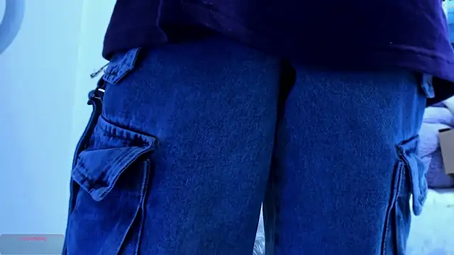 ArianaSantana online show from October 2025 12:47:01 PM