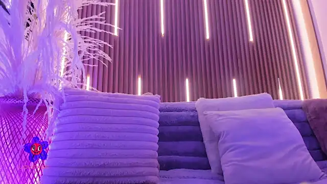 ArianaSantana online show from November 2025 12:56:01 PM