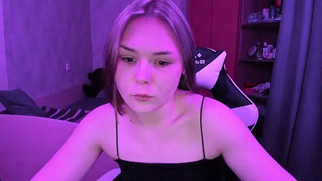 Sophi gi online show from October 2025 03:34:04 PM